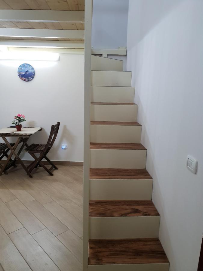 ナポリ Casa Basile 15 Bed & Breakfast エクステリア 写真
