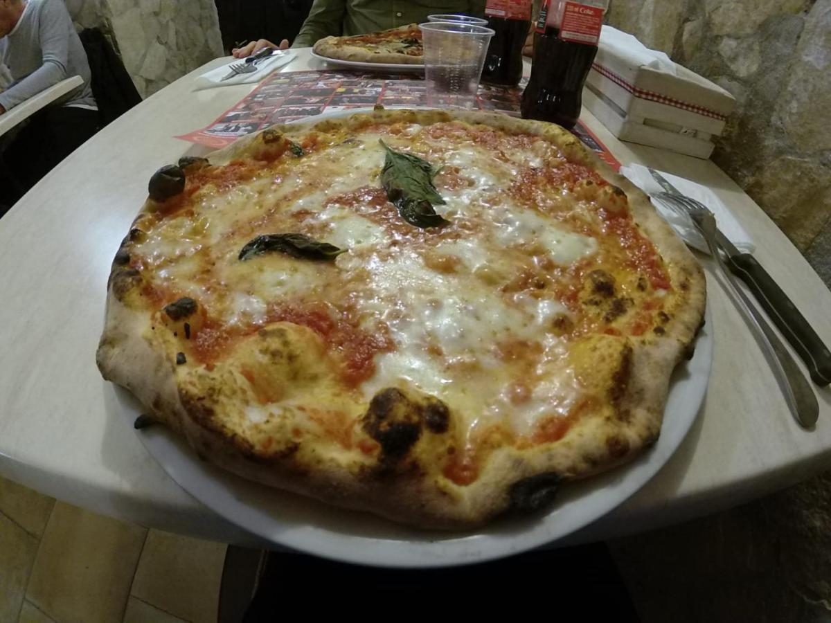 ナポリ Casa Basile 15 Bed & Breakfast エクステリア 写真