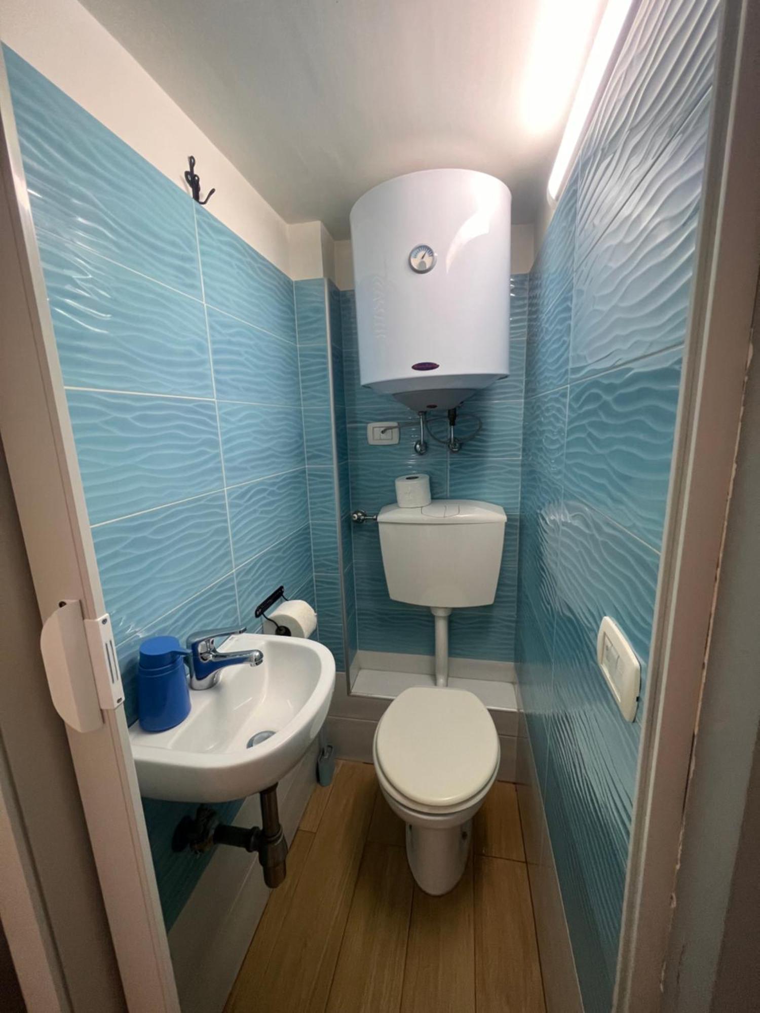ナポリ Casa Basile 15 Bed & Breakfast エクステリア 写真
